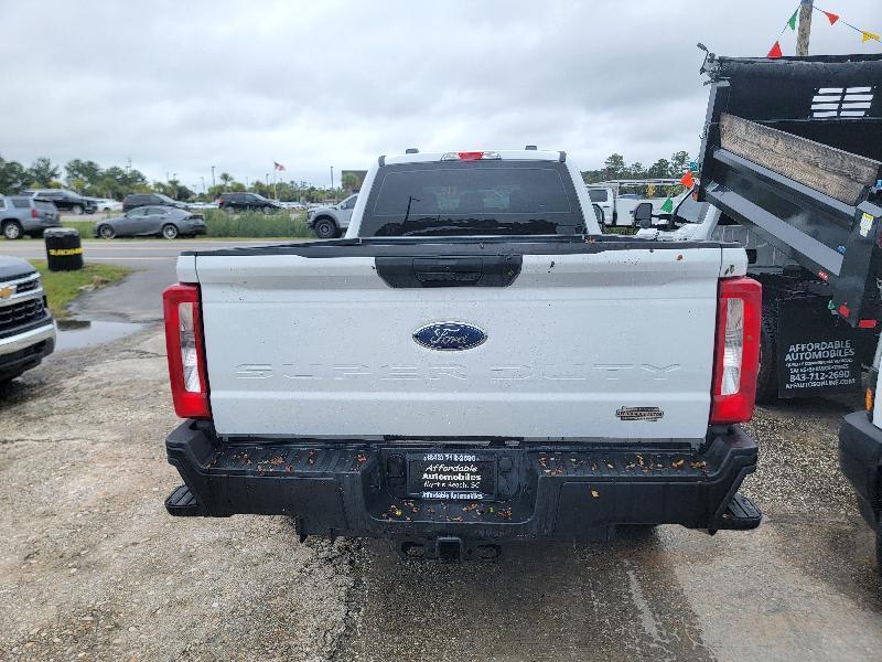 Ford F-250 SD XL Crew Cab 4WD 2024