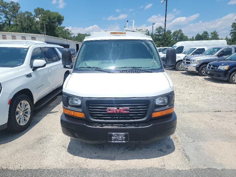 GMC Savana G3500 139 in. 2016