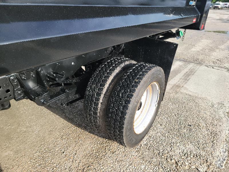 Ford F-550 Regular Cab DRW 4WD 2023