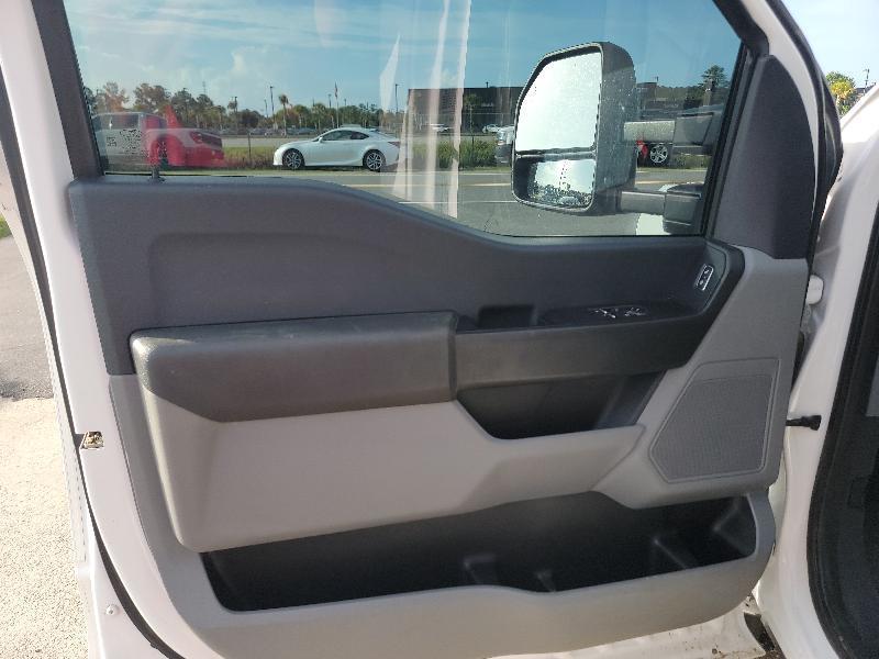 Ford F-550 Regular Cab DRW 4WD 2023