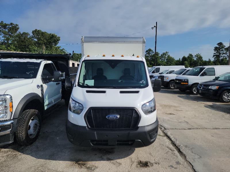 Ford Transit T-350 HD DRW 2023