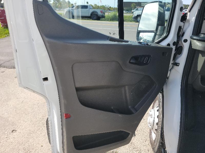 Ford Transit T-350 HD DRW 2023