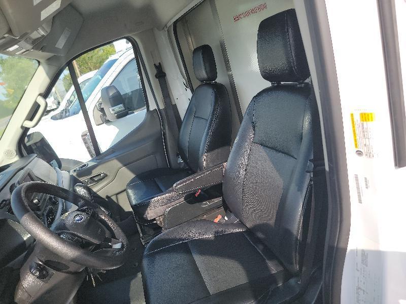 Ford Transit T-350 HD DRW 2023