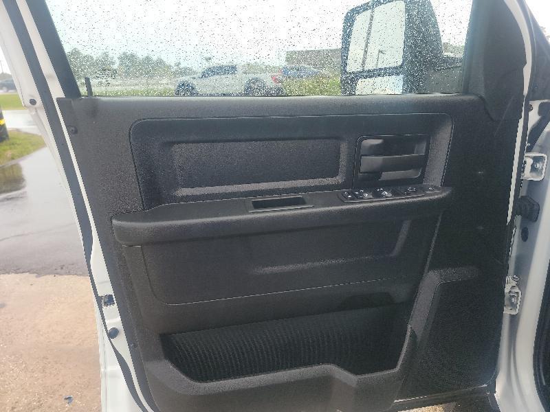 RAM 2500 Tradesman Crew Cab LWB 4WD 2024