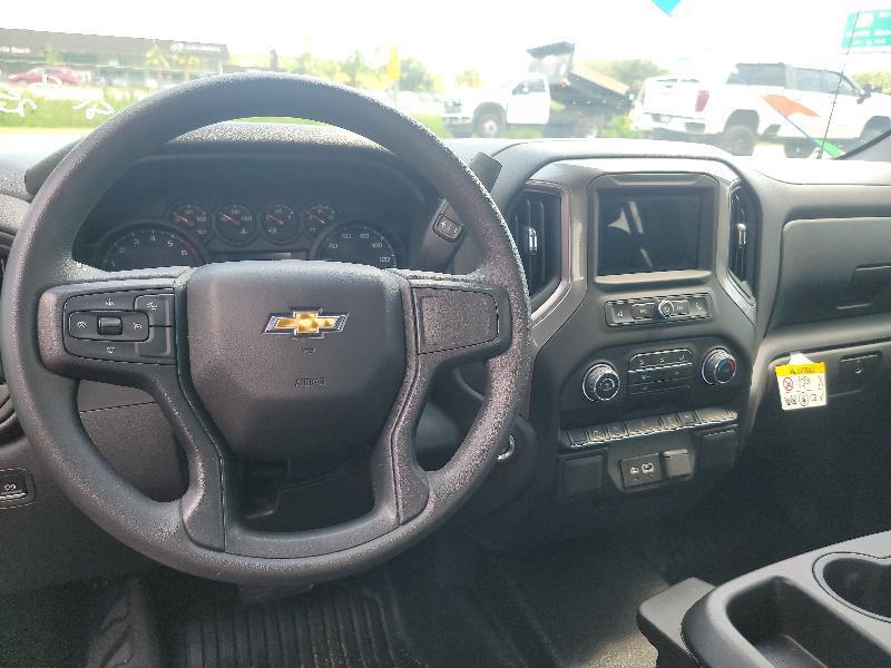 Chevrolet Silverado 1500 Work Truck Crew Cab 2WD 2025