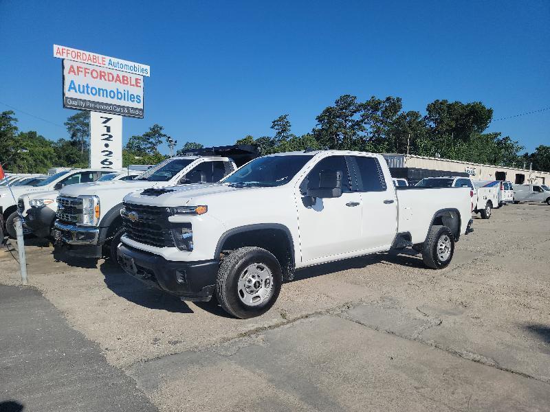 Chevrolet Silverado 2500HD Work Truck Double Cab Short Box 4WD 2025
