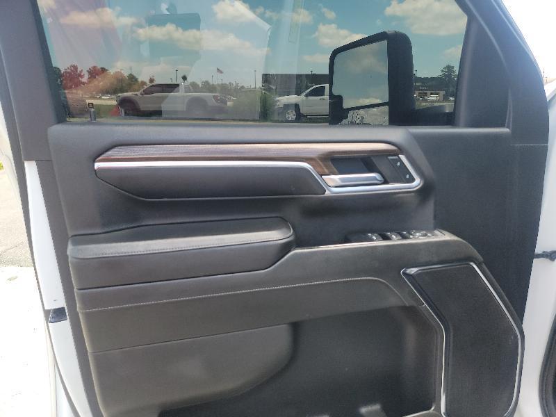 Chevrolet Silverado 3500HD LT Crew Cab 4WD 2024