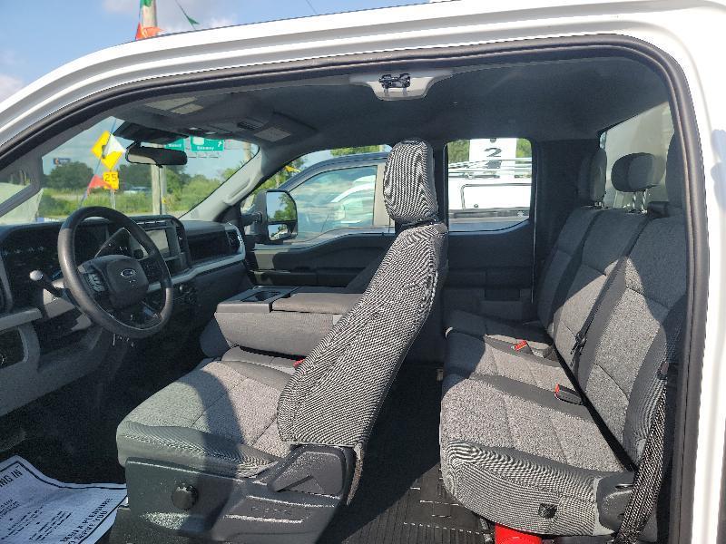 Ford F-250 SD XL SuperCab 2WD 2023