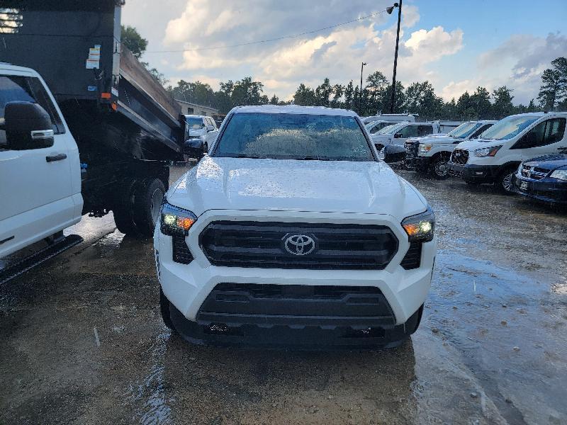 Toyota Tacoma SR5 Xtracab 2WD 2024