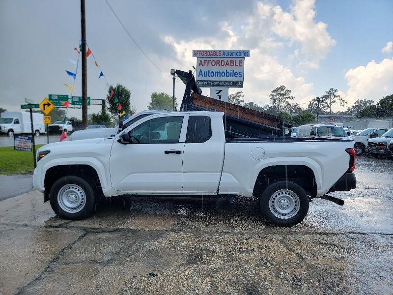 Toyota Tacoma SR5 Xtracab 2WD 2024