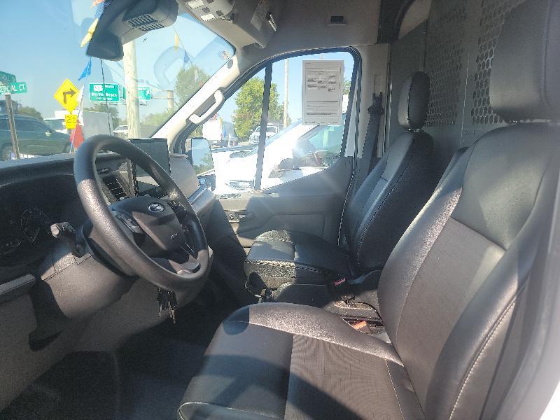 Ford Transit 250 Van High Roof w/Sliding Pass. 148-in. WB EL 2023