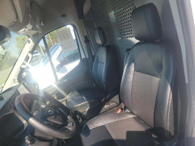 Ford Transit 250 Van High Roof w/Sliding Pass. 148-in. WB EL 2023