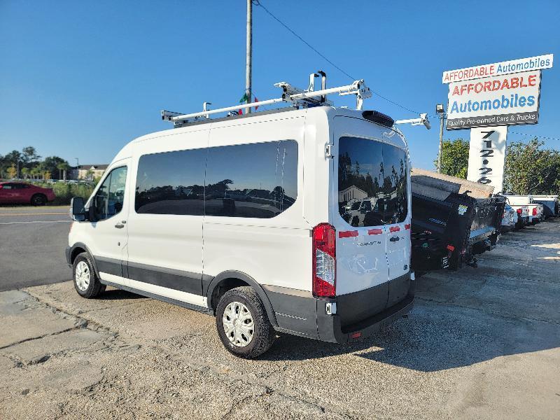 Ford Transit 150 Wagon Med. Roof XL w/Sliding Pass. 130-in. WB 2019