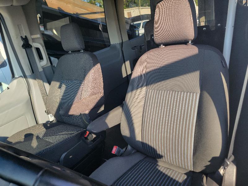 Ford Transit 150 Wagon Med. Roof XL w/Sliding Pass. 130-in. WB 2019