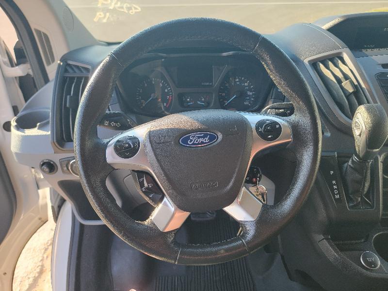 Ford Transit 150 Wagon Med. Roof XL w/Sliding Pass. 130-in. WB 2019