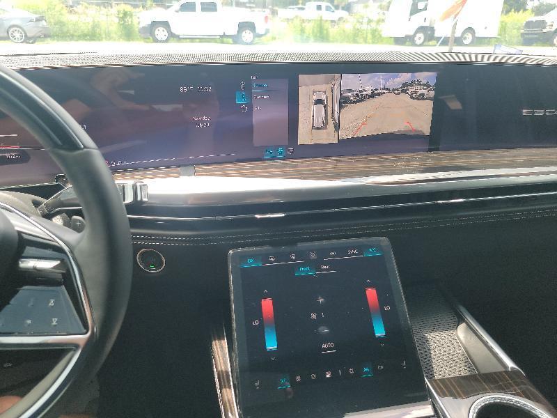 Cadillac Escalade Base 4WD 2026
