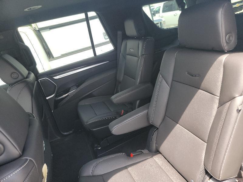 Cadillac Escalade Base 4WD 2026