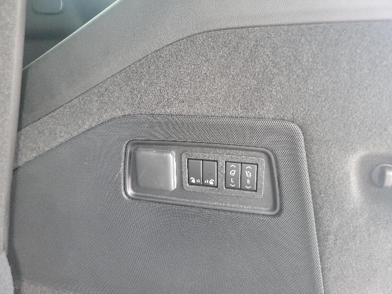 Cadillac Escalade Base 4WD 2026