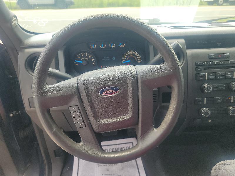 Ford F-150 XL 8-ft. Bed 2WD 2014