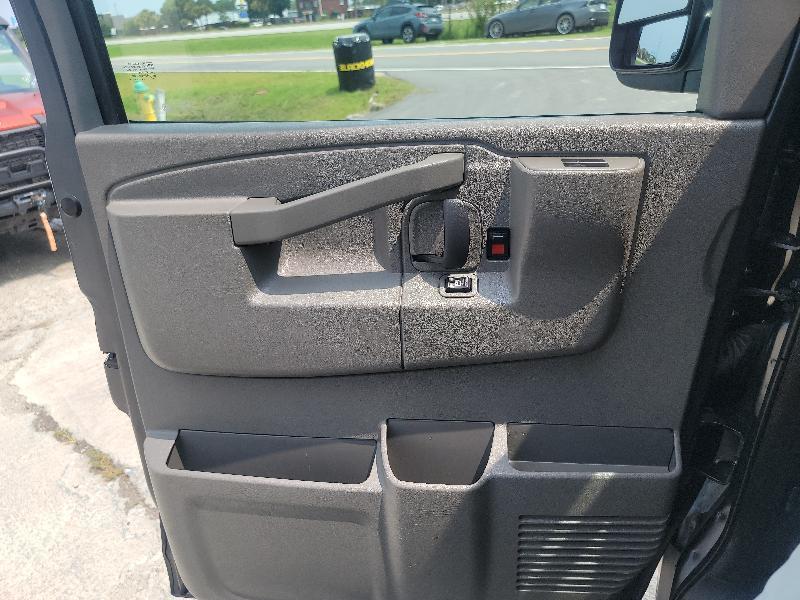 Chevrolet Express LS 2500 2016