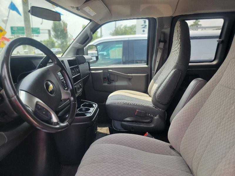 Chevrolet Express LS 2500 2016
