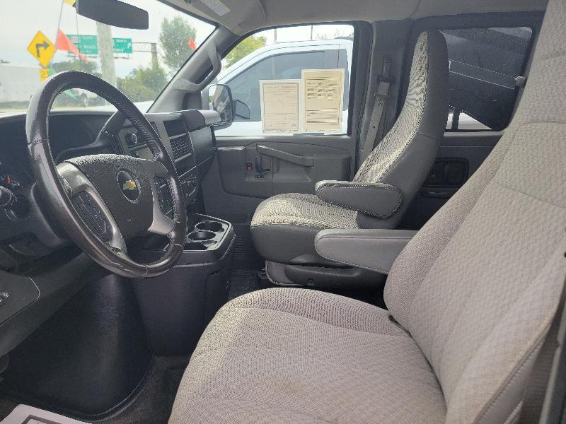 Chevrolet Express LS 2500 2016