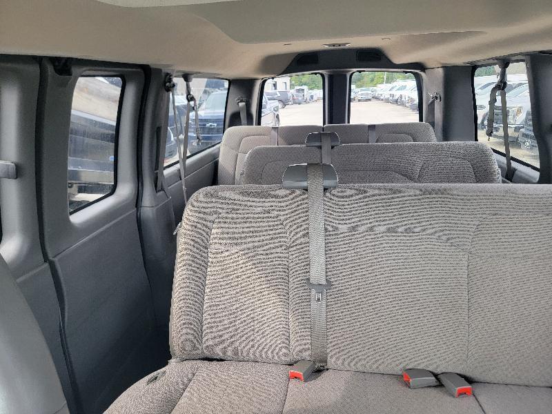 Chevrolet Express LS 2500 2016