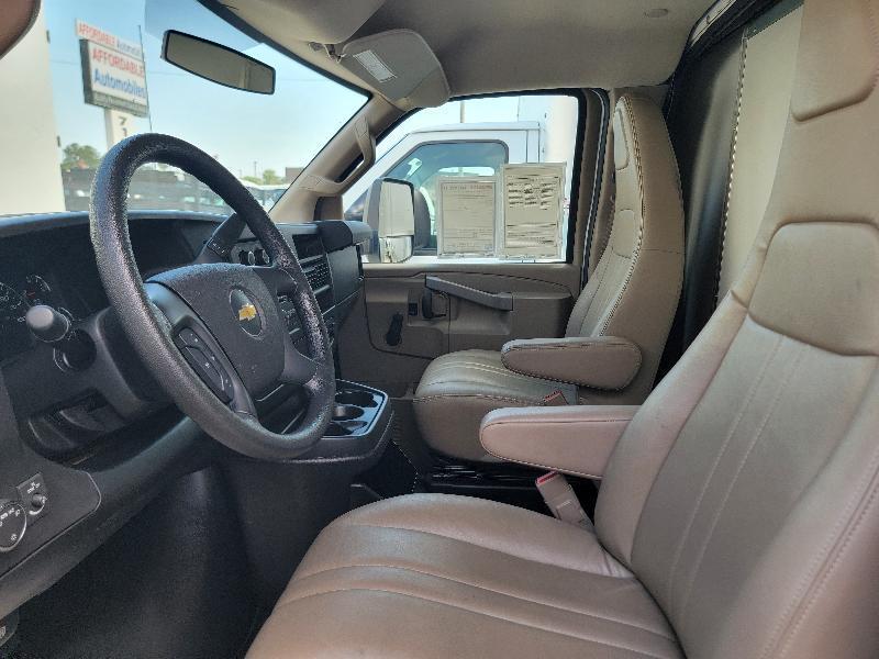 Chevrolet Express G3500 139" 2016