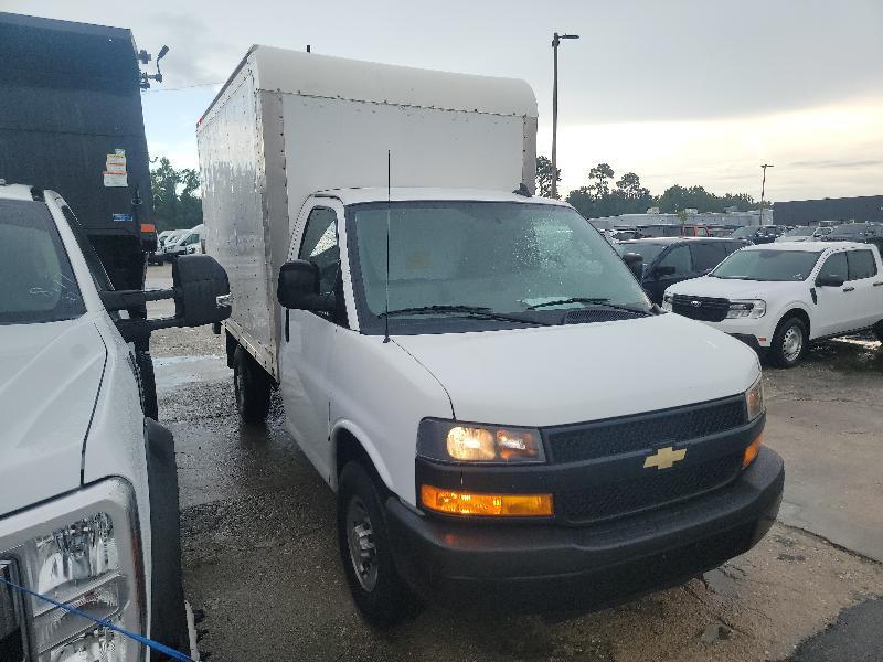Chevrolet Express G3500 139" 2023