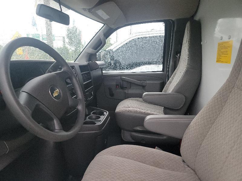 Chevrolet Express G3500 139" 2023