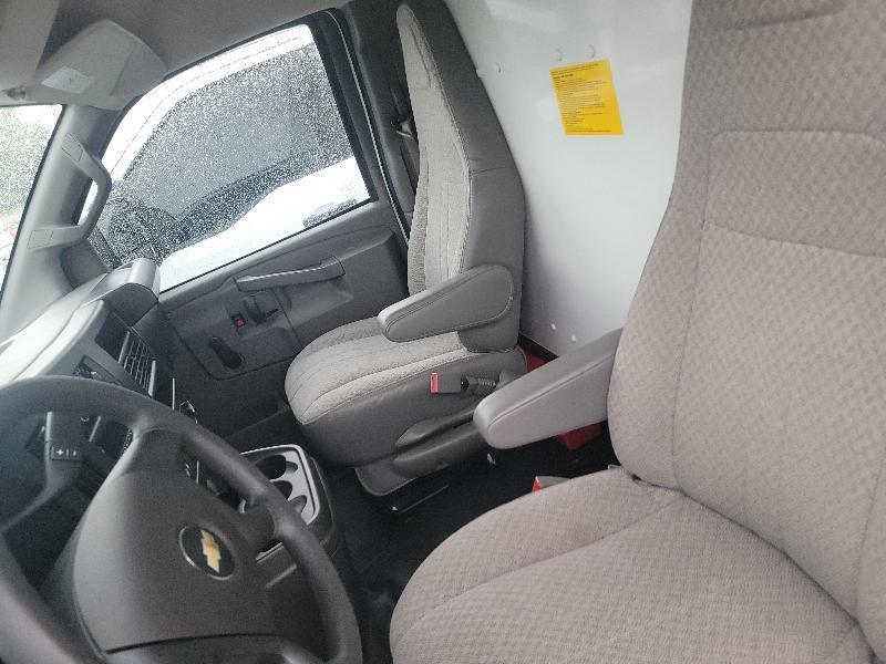 Chevrolet Express G3500 139" 2023