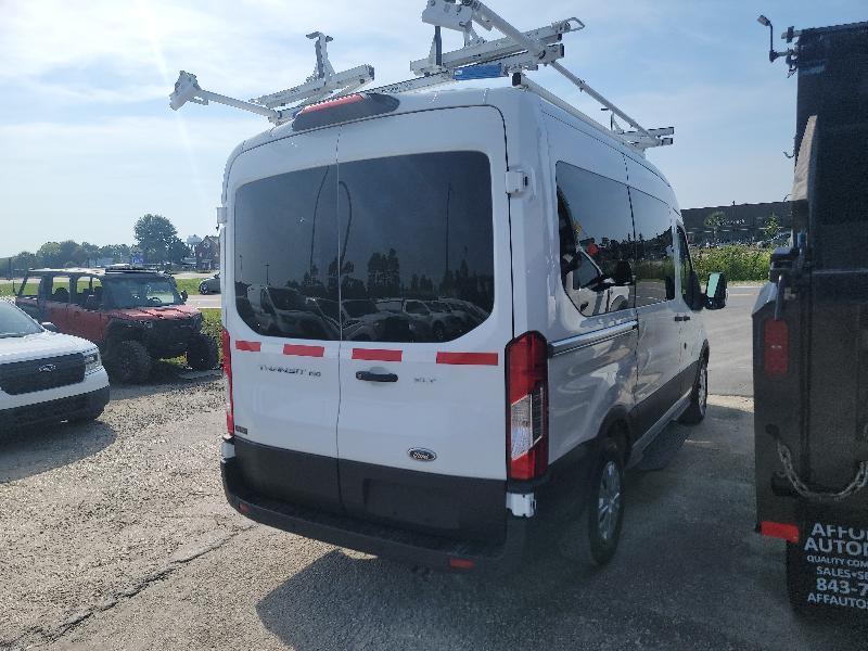 Ford Transit 150 Wagon Med. Roof XL w/Sliding Pass. 130-in. WB 2019