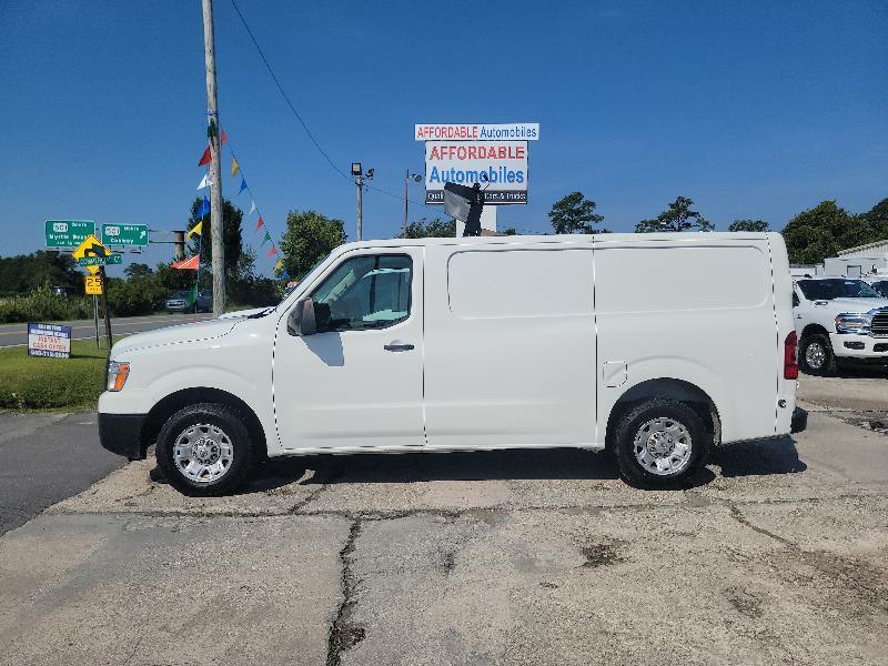 Nissan NV Cargo 1500 SV 2020