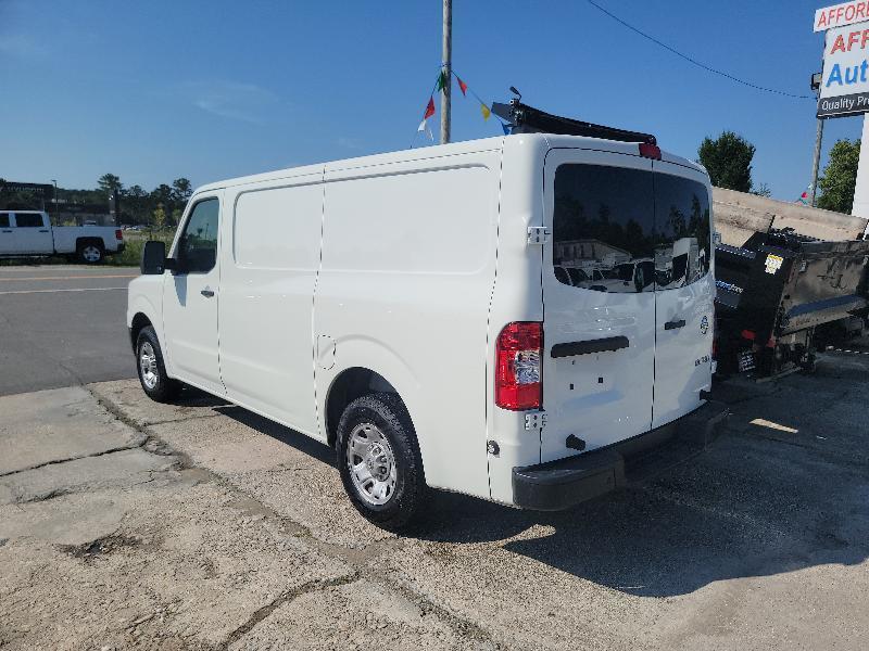 Nissan NV Cargo 1500 SV 2020