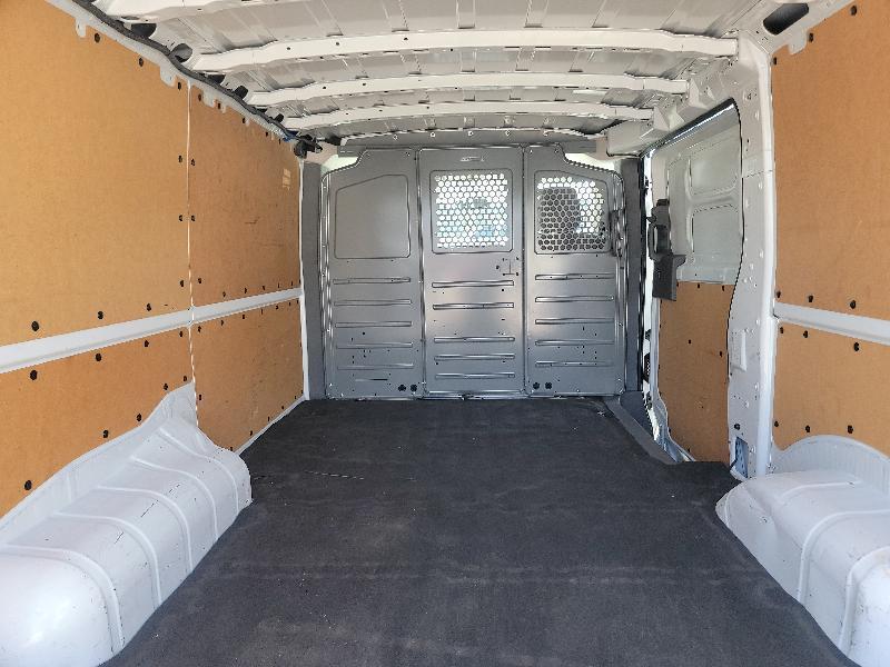 Nissan NV Cargo 1500 SV 2020