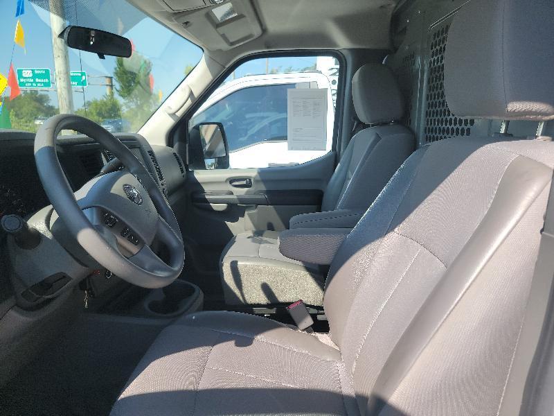 Nissan NV Cargo 1500 SV 2020