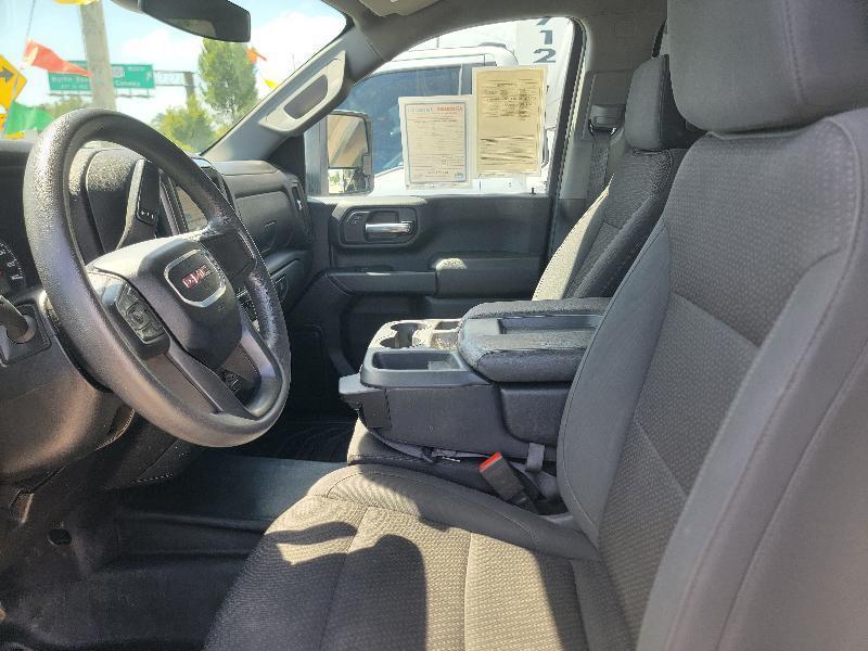 GMC Sierra 2500HD Pro Crew Cab 4WD SB 2024