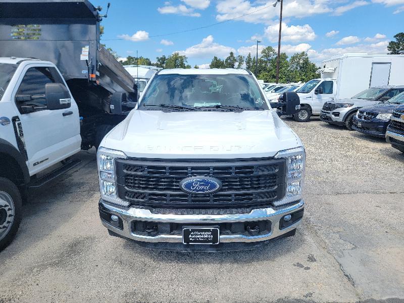Ford F-250 SD XL Crew Cab 2WD 2023