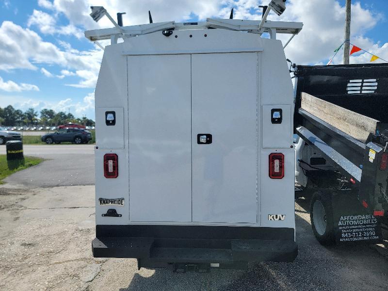 Chevrolet Express G3500 139" 2025