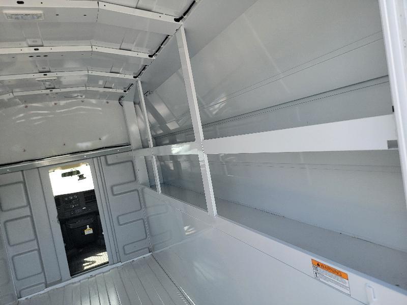 Chevrolet Express G3500 139" 2025