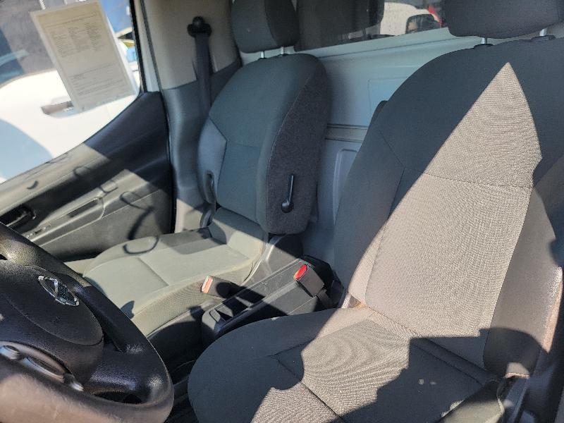 Nissan NV200 SV 2015