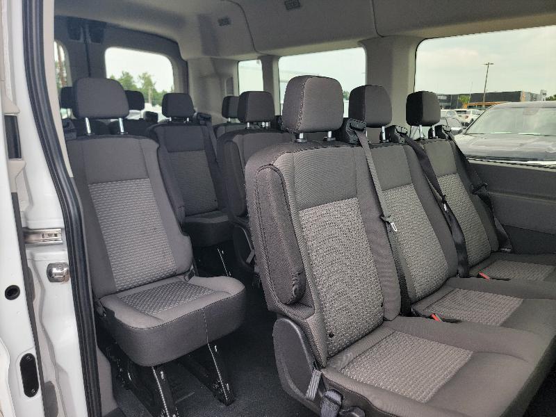 Ford Transit 350 Wagon Med. Roof XL w/Sliding Pass. 148-in. WB 2026