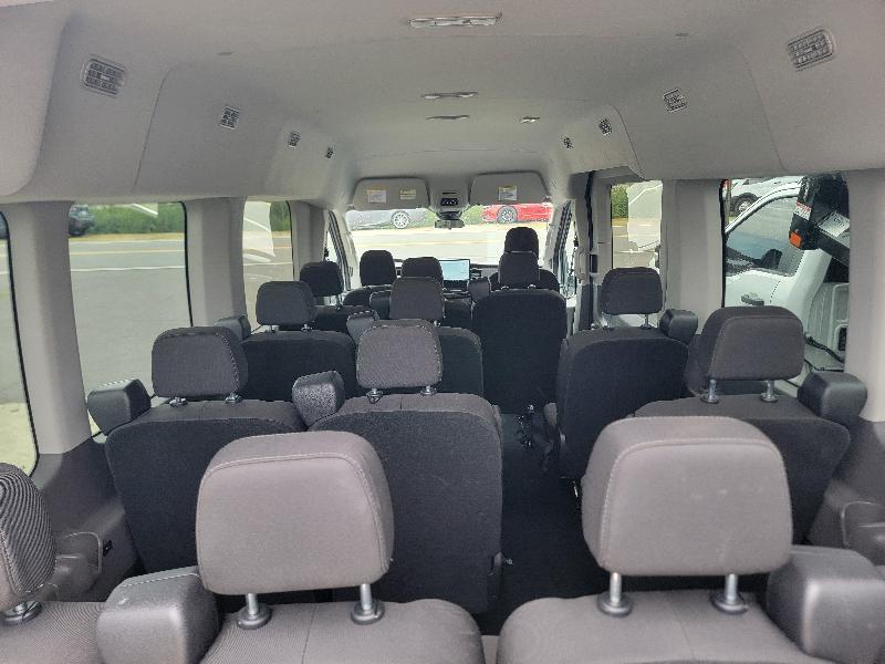 Ford Transit 350 Wagon Med. Roof XL w/Sliding Pass. 148-in. WB 2026
