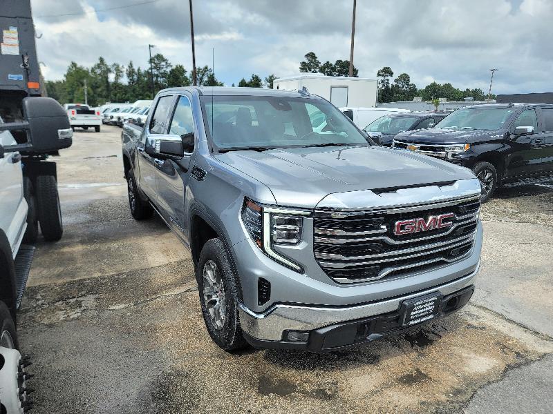 GMC Sierra 1500 SLT Crew Cab 4WD 2025