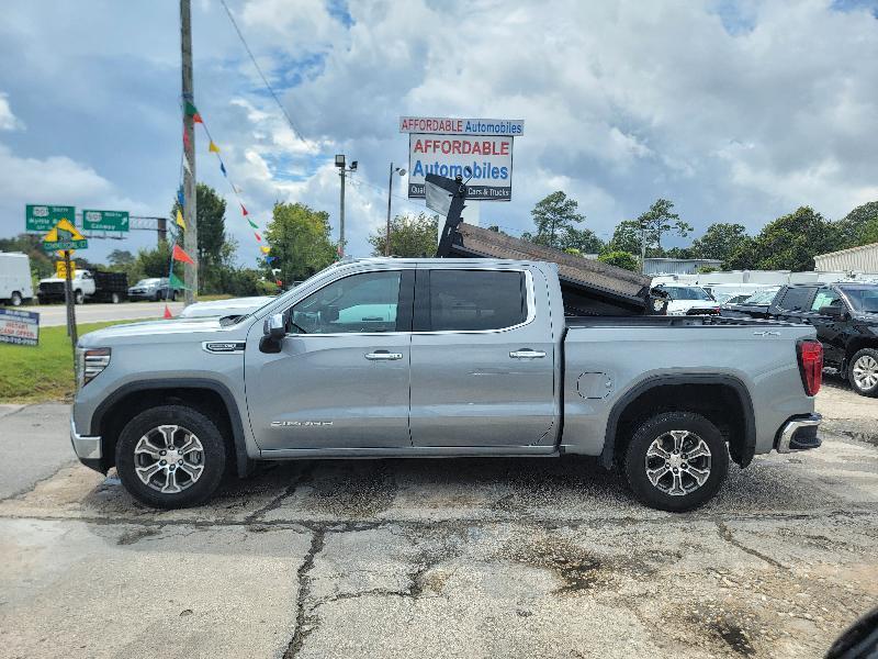 GMC Sierra 1500 SLT Crew Cab 4WD 2025