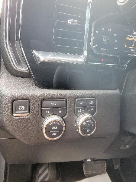 GMC Sierra 1500 SLT Crew Cab 4WD 2025