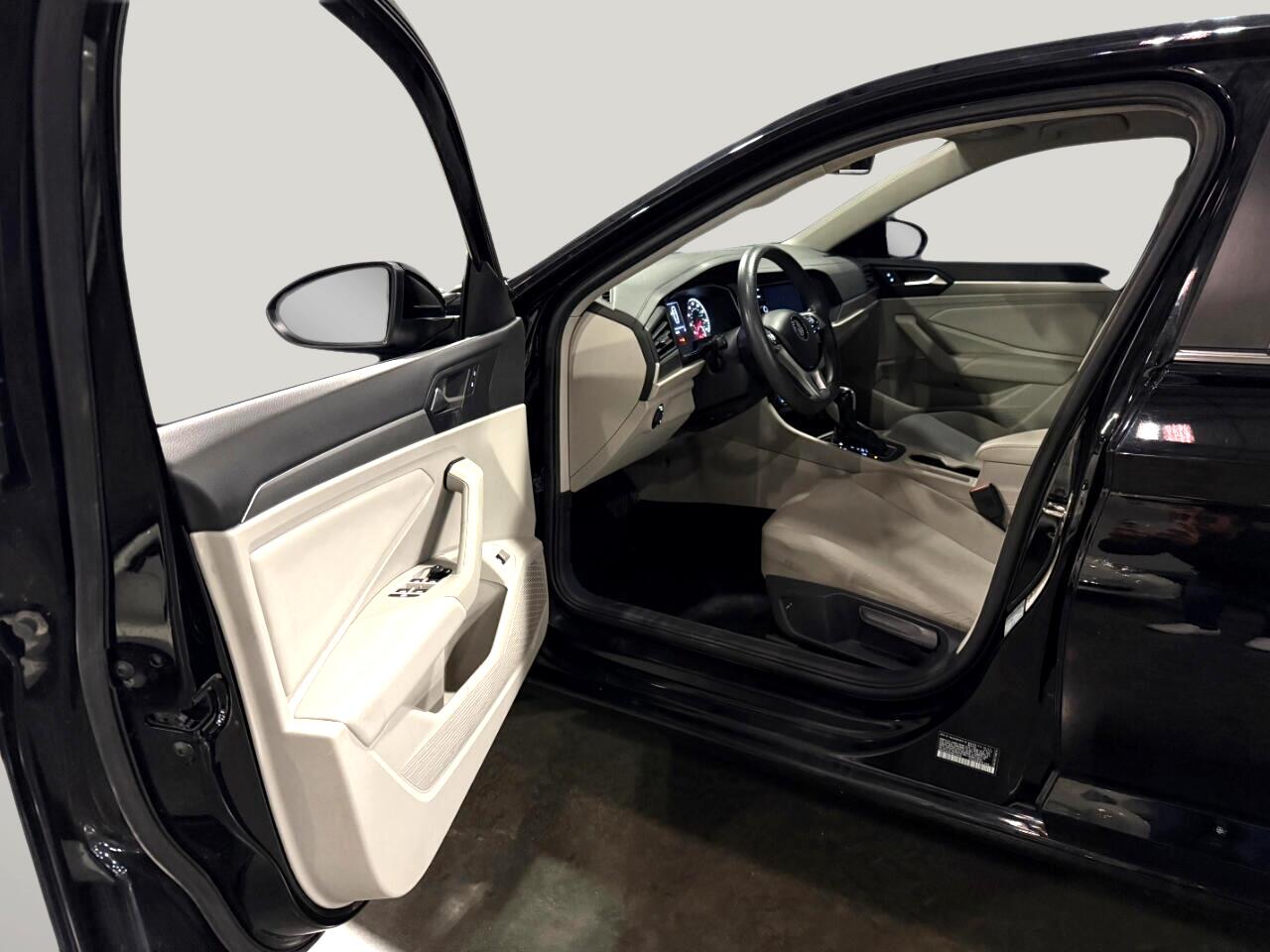 2019 Volkswagen Jetta SE 1.4T photo 12