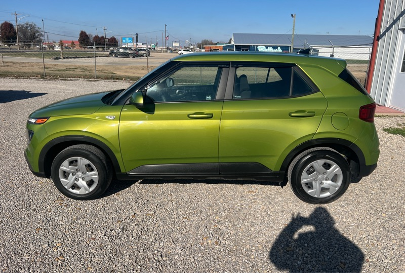 Hyundai Venue SE 4D SUV FWD at 2020