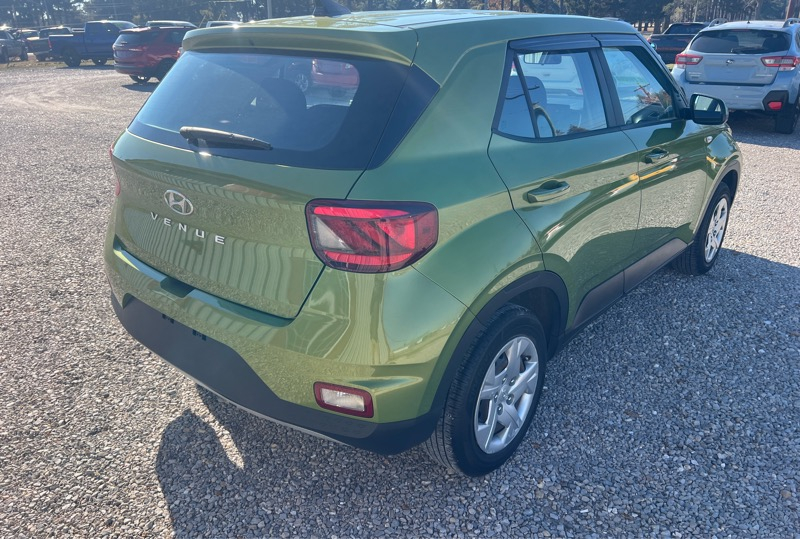 Hyundai Venue SE 4D SUV FWD at 2020