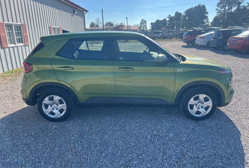 Hyundai Venue SE 4D SUV FWD at 2020